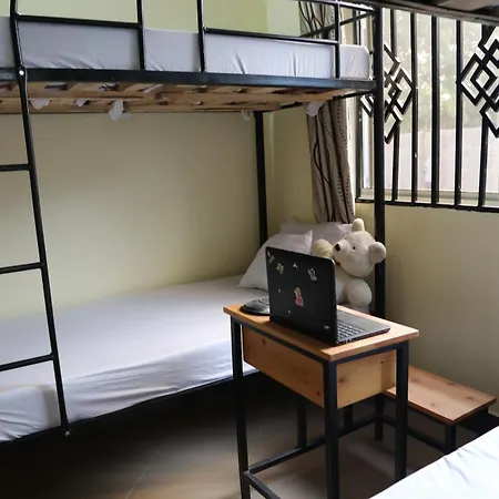 Pearl Lulu Modern Dorm Bnb-3